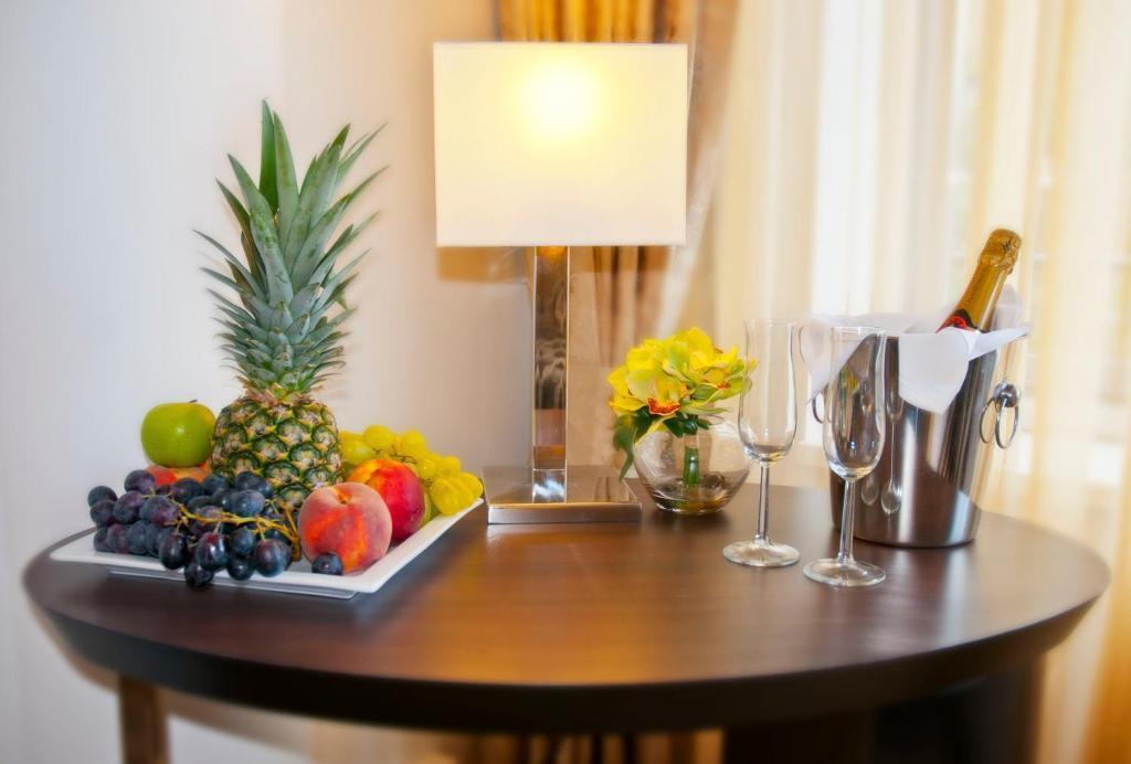 Hotel Vier Jahreszeiten Berlin City Luaran gambar
