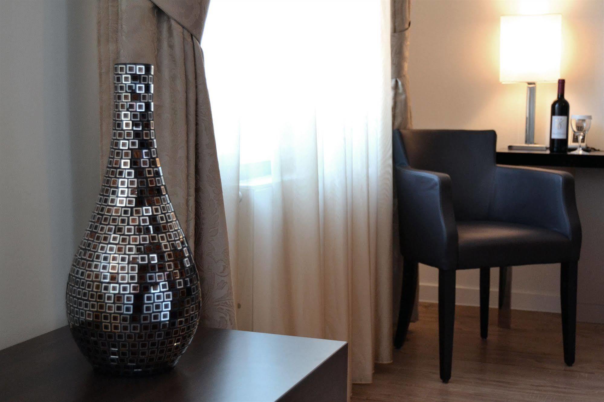 Hotel Vier Jahreszeiten Berlin City Luaran gambar